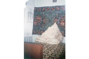 Rumunia Privát Pojorâta, Zewnątrz